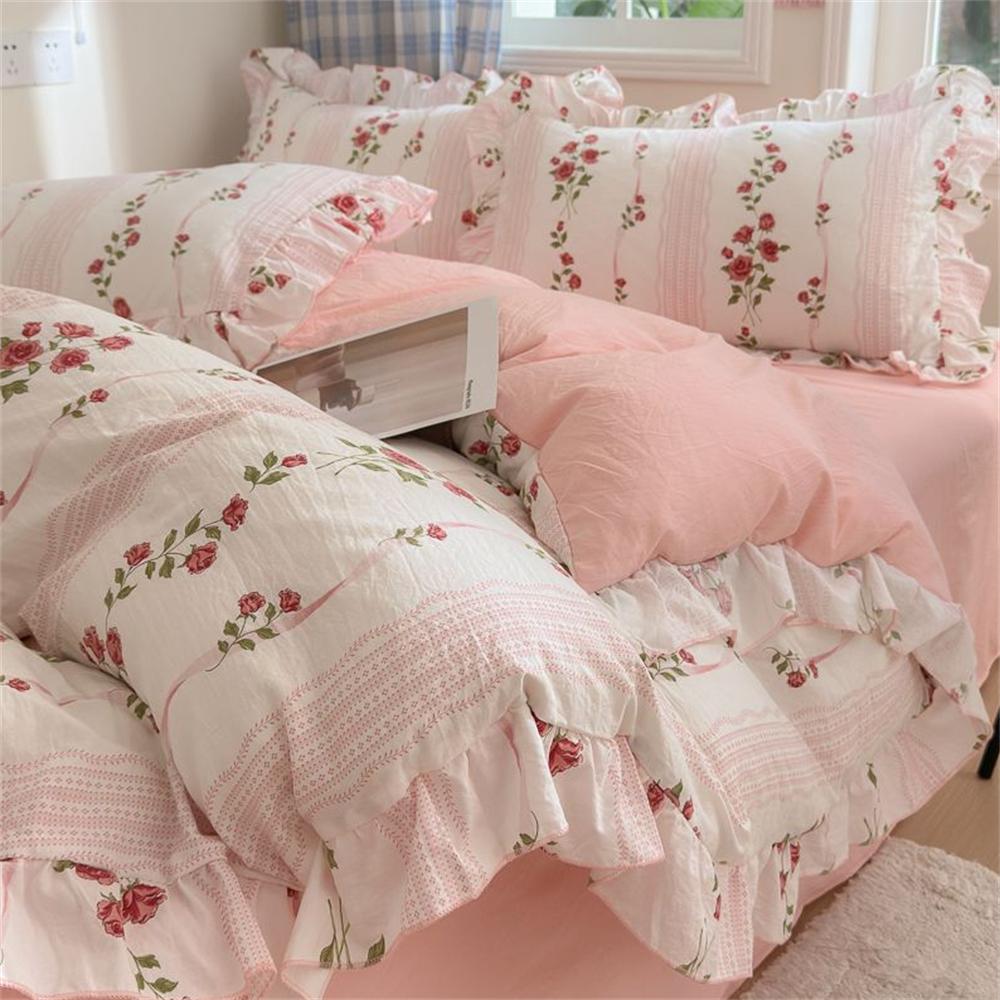 Ins Style Korean Princess Washed Cotton Four Piece Set Fresh Lace Duvet Cover Set, Bed Sheet Three Piece Set On the Bed