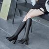 Кожаные меховые туфли до колена для женщин на каблуке с острым носком, черные высокие каблуки, осенние длинные сапоги для женщин, зима 2024 года, танкетка, хит