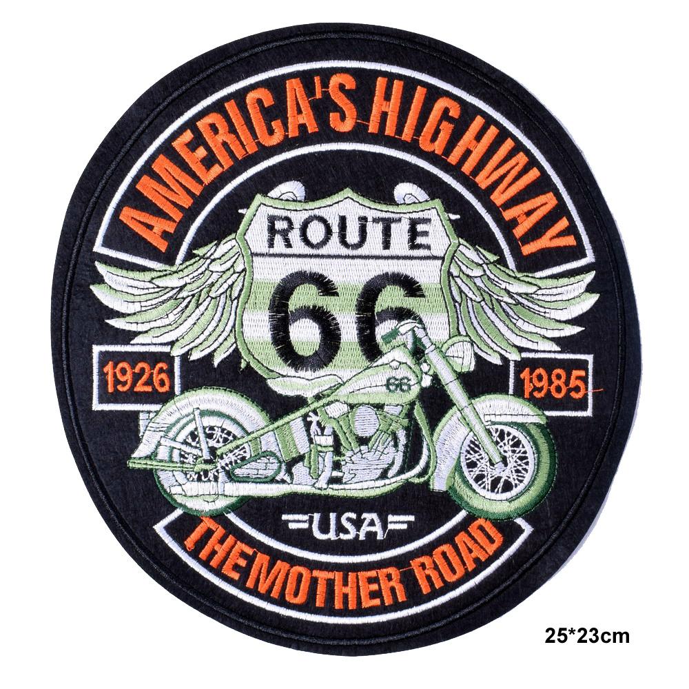 Пистолеты Череп Железная нашивка Группа Панк Pacth Железо на вышитые нашивки Одежда Наклейки DIY Джинсовая куртка Аппликация Значок Украшение