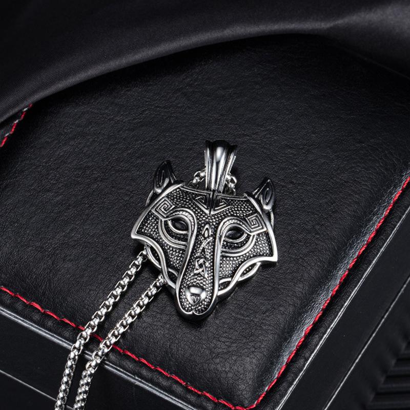New Titanium Steel Wolf Head Accessory Nordic Viking Titanium Steel Hip Hop Necklace for Men