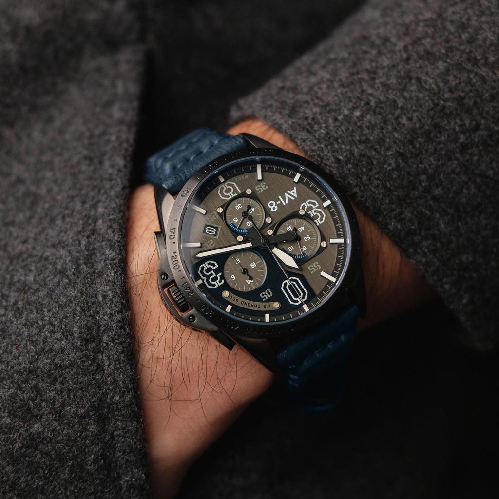 AVI-8 P-51 Mustang Blakeslee Chronograph Air Blue Leather Strap Серый и синий циферблат Кварцевые часы AV-4077-04 Мужские часы