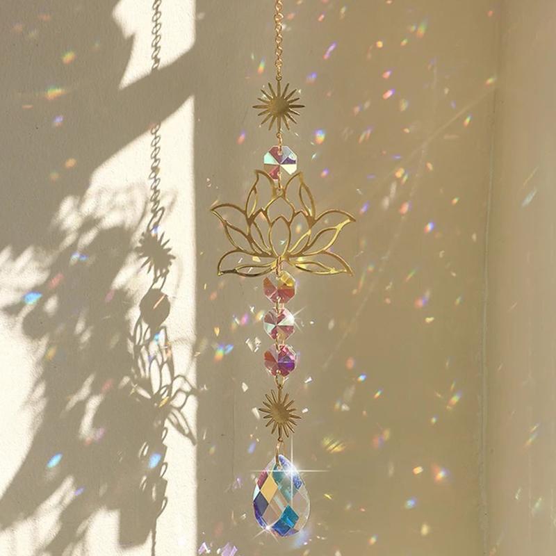 Sun Catcher Crystal Wind Chime, Lotus Flower Pendant Window Garden Decoration, Party Atmosphere Artifact Translucent Crystal Pendant.