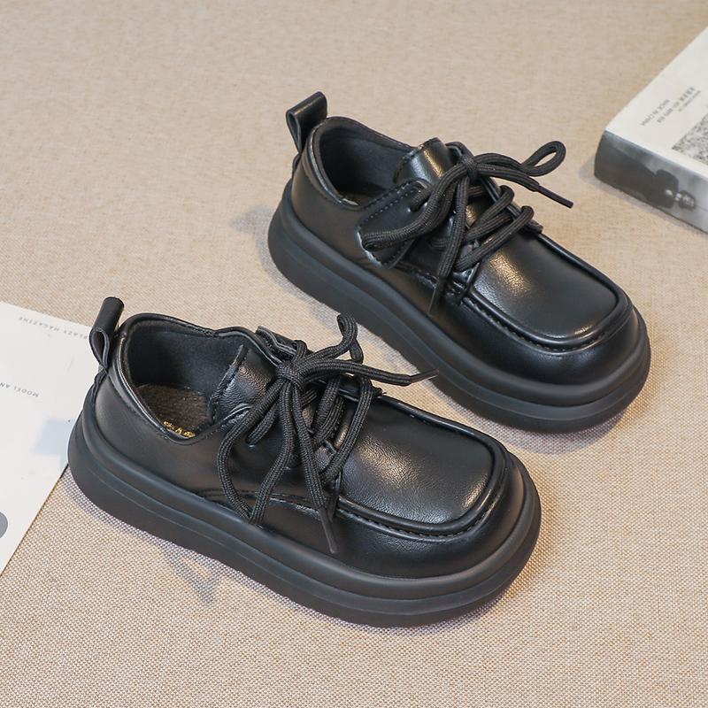 Новые туфли принцессы из кожи для девочек, черные туфли для школы, формальная униформа, универсальные детские туфли на плоской подошве, модные матовые туфли из искусственной кожи