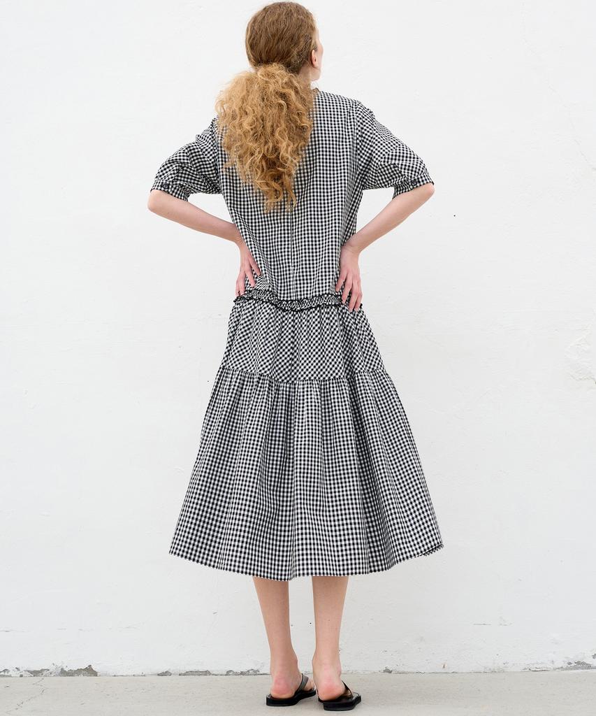 MITTE Frill Shrring Check Dress_Black