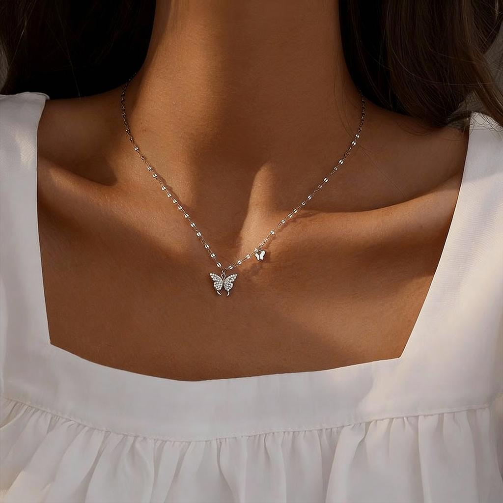 Copper Butterfly necklace for women in summer, niche, versatile, exquisite, luxurious, high-end, collarbone chain