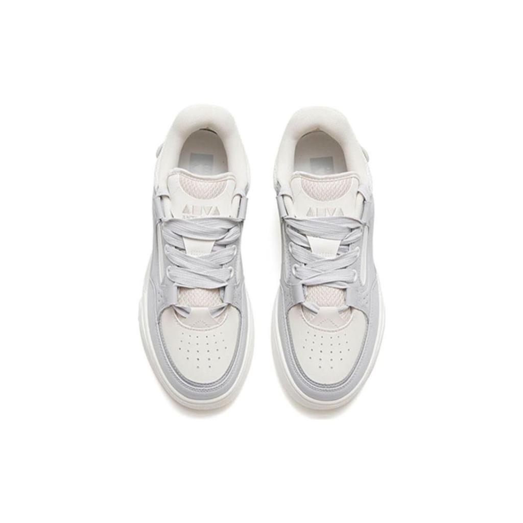 Anta Aojie Non-Slip Shock Absorbing Wear-Resistant Low-Top Skate Shoes Women Skate Shoes Gray White 122318040-1