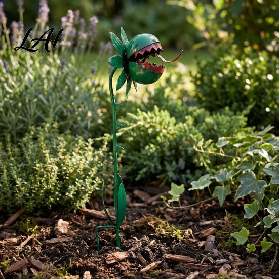 Durable Weather Resistant Sculptures Venus Flytrap Garden Stake Metal Carnivorous Plant Yard Decor Weird Gothic Fun Floral Stakes Decor for Outdoor