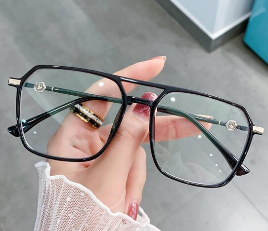 Transparent Pink Square Glasses Frame Luxury Oversized Designer Shades Clear Computer Glasses Women Men Anti Blue Light