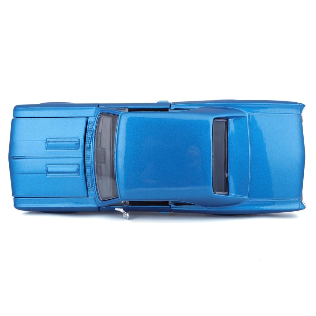 Литая модель Maisto масштаба 1/24 автомобиля Chevrolet Chevelle SS 396 1966 года выпуска синего цвета (номер продукта 31960 BU)