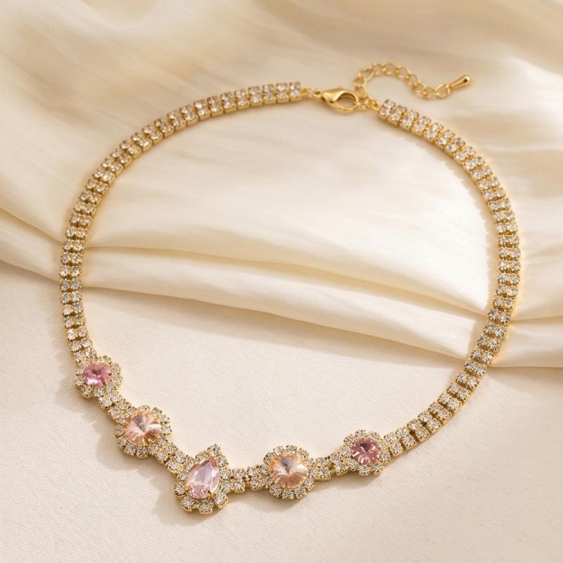 Korean-style cubic zirconia octagonal rose necklace, a luxurious and elegant bracelet with a fashionable, fresh, and sweet design