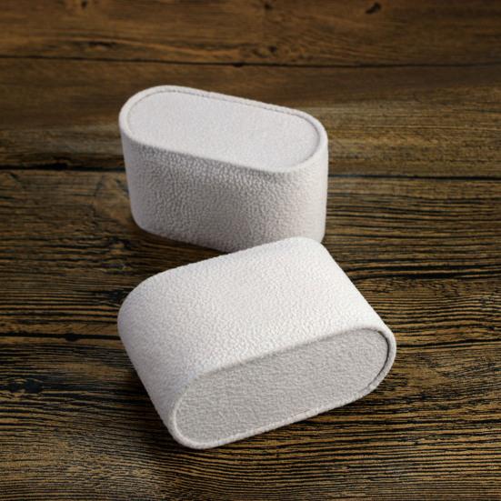 Подушка для демонстрации часов Мягкая ткань Полностью набитая Витрина для ювелирного магазина Держатель для демонстрации браслетов Товары для ювелирного магазина