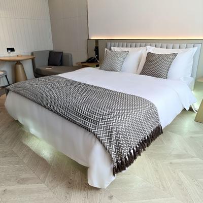 Двусторонний флаг на кровать с кисточками, бегунок на кровать для дома, мягкое одеяло для сна, приятное к коже, домашний декор, вязаный шарф для дивана, многоцелевое применение