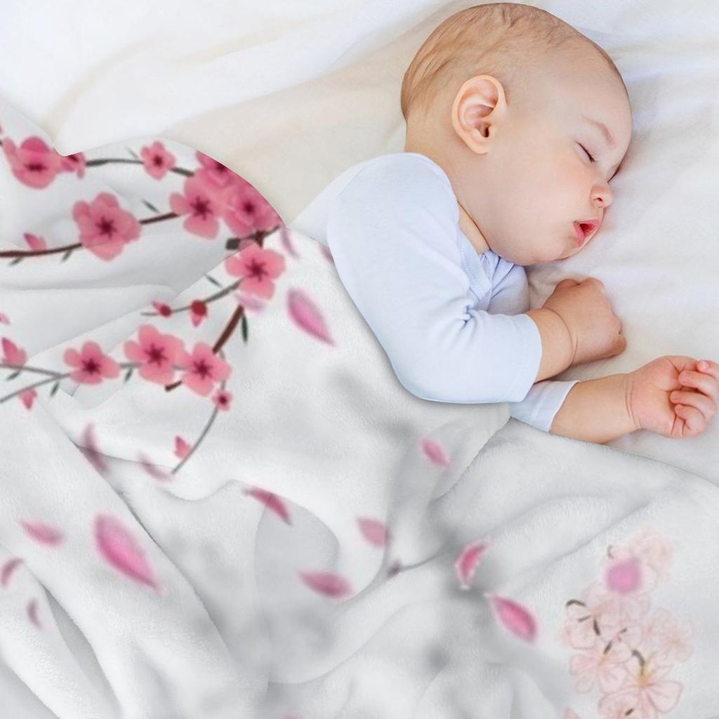 Красивое одеяло-плед «Розовый цвет сакуры» для зимы. Мягкие большие пушистые одеяла для дивана