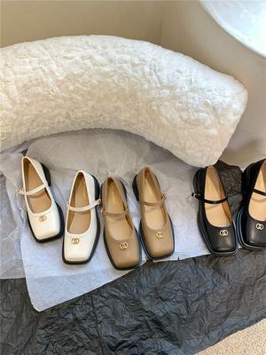 Корейская версия толстого каблука бабушкиных одинарных туфель женская обувь весна и осень 2025 новая ретро универсальная юбка повседневная женская обувь