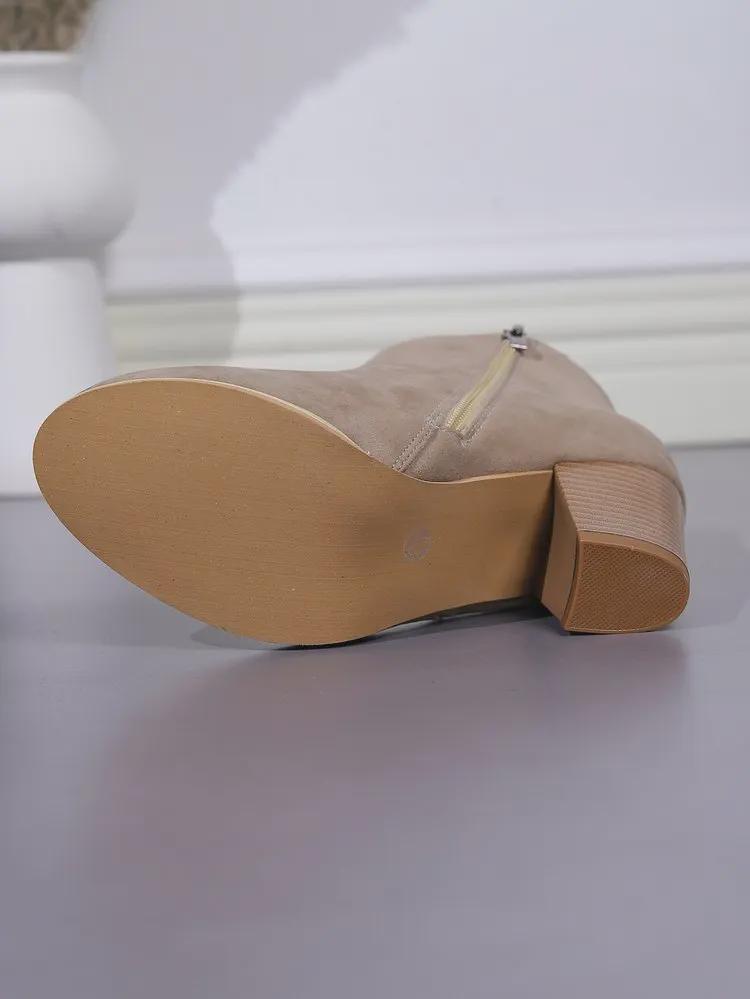 Женские остроносые сапоги на высоком каблуке в корейском стиле: Коллекция осень/зима 2024