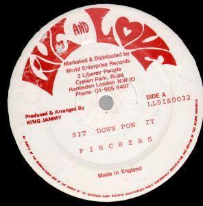 Зажим для виниловых пластинок 12 дюймов - Sit Down Pon It LLDIS0032 Live And Love 1987 UK Регги, Ска и Даб Б/у
