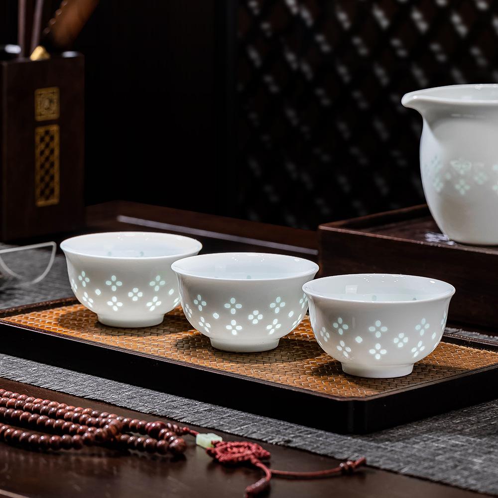 Jingdezhen ceramic tea set, high-grade underglaze color Linglong cover bowl teacup, blue glaze white porcelain white porcelain tea set gift
