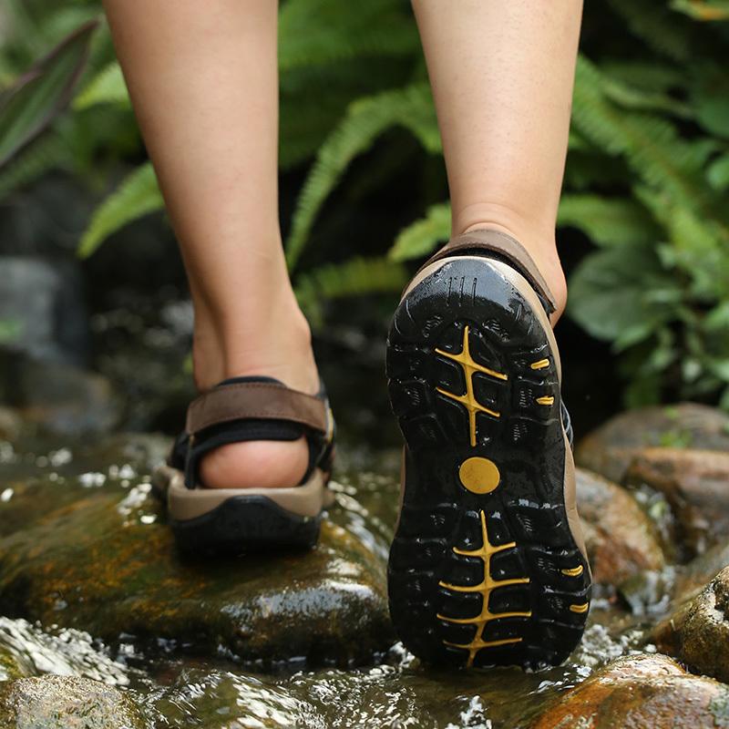 Летние мужские кожаные сандалии, походная уличная пляжная обувь, нескользящие мягкие мужские повседневные спортивные сандалии, забродные кроссовки на платформе, большой размер 38-48