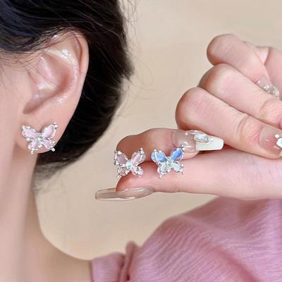 Серьги-бабочки из серебра 925 пробы с цирконами — элегантный, модный и универсальный дизайн для женщин