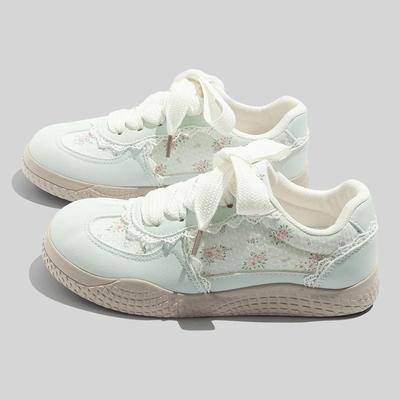 Женские кеды на плоской подошве, летняя новинка, модные, дышащие, увеличивающие рост, белые кроссовки, мягкая резиновая подошва