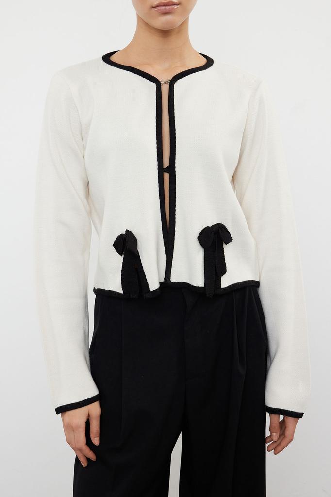 Женский элегантный кардиган с черной лентой и бантом, укороченная куртка с детальным рисунком, трикотажный кардиган