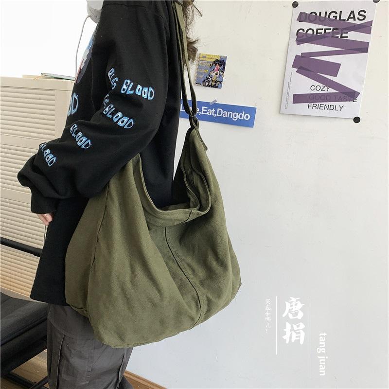 Japanese and Korean minimalist lazy style artistic washed canvas bag, large capacity crossbody bag, student shoulder bag, casual shopping bag