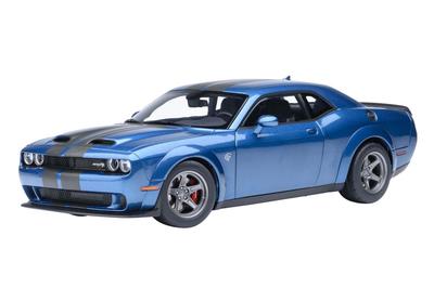 AUTOart Dodge Challenger SRT Super Stock 2023 Черная полоса Готовая модель 71767 1/18 (Жемчужно-синий/Углеродный [FROSTBITE])