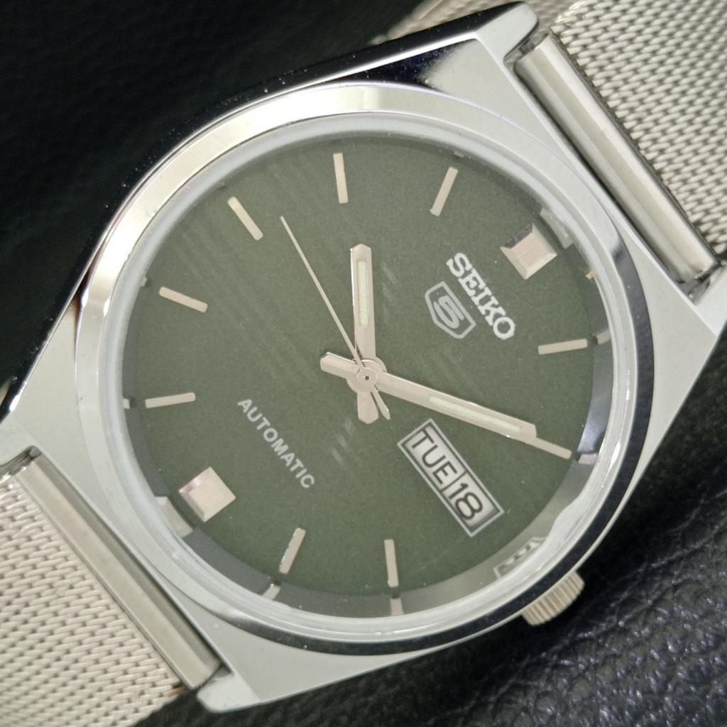 ВОССТАНОВЛЕННЫЕ ВИНТАЖНЫЕ МУЖСКИЕ ЧАСЫ SEIKO 5 AUTOMATIC JAPAN С ЗЕЛЕНЫМ ЦИФЕРБЛАТОМ a434687-2