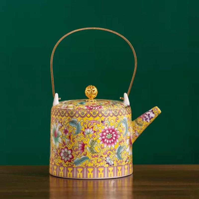 Цзиндэчжэньская керамика и керамика Керамический прессованный чайник для пуэра Чайник с ситечком для заваривания чая Чайная посуда Чайная посуда Чайная церемония