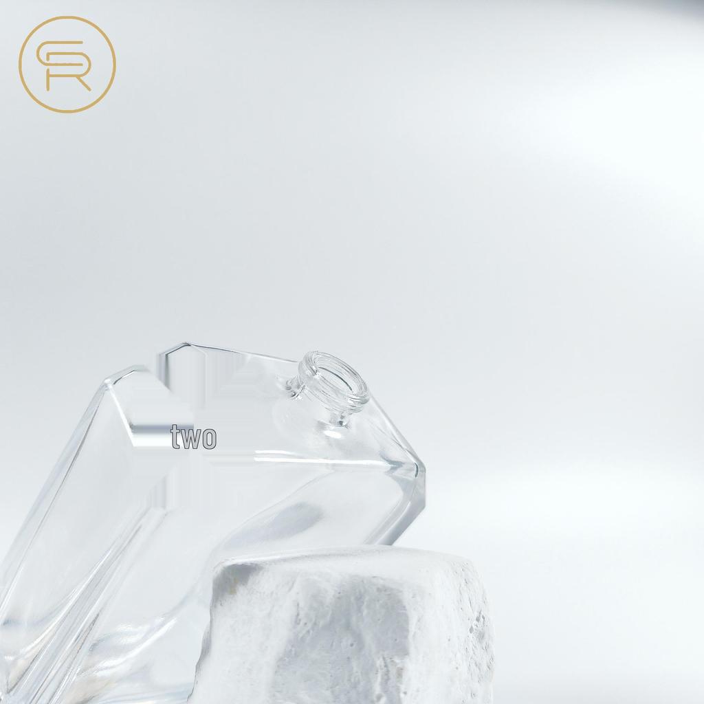 Многогранная плоская квадратная пробная бутылочка для духов 100 мл с защелкивающейся крышкой