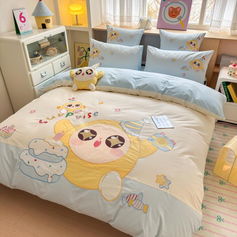 Cartoon children's cotton four-piece set boys 100% cotton three-piece set cute bed sheet quilt cover mattress bedding