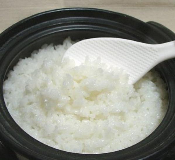 Рисовый рис двойной Yokkaichi в рисе [Пушистый горшочек] 3-чашковая скороварка, крышка, Банко-яки (сделано в Японии) [Настоящая скороварка на 3 чашки]
