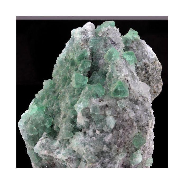 Fluorite + Quartz 1285.0 carats