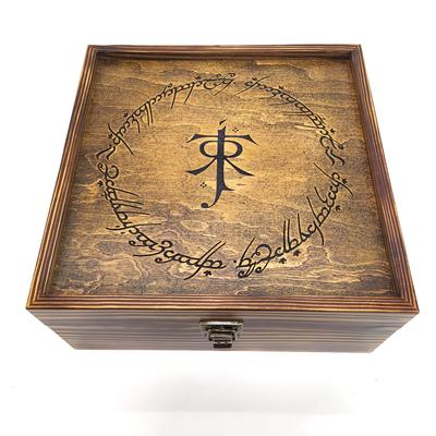 Ящик с крышкой для коллекционных карт Magic the Gathering, Pokemon, Yu-Gi-Oh 25х25х11 см Мастерская мистера Томаса Дерево Лак