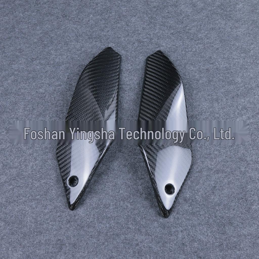 KTM 690 Duke Carbon Fiber Fuel Tank Side Panels (2012-2019)