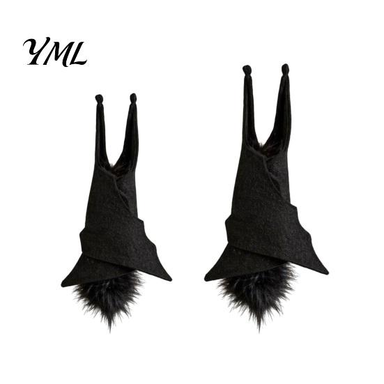 Realistic Bat for Photo Booths Halloween Decorations, Felt Hanging Bats, Spooky Flying Props Durable Decorations Haunted House Party, Indoor