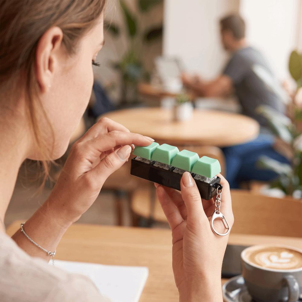 Finger Button Keyboard Keycap Toy Key Cap Clicker Keyboard Cube Keychain Gifts
