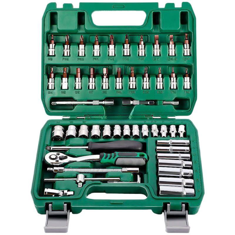 Набор инструментов для ремонта автомобиля с трещоточной рукояткой и торцевыми головками