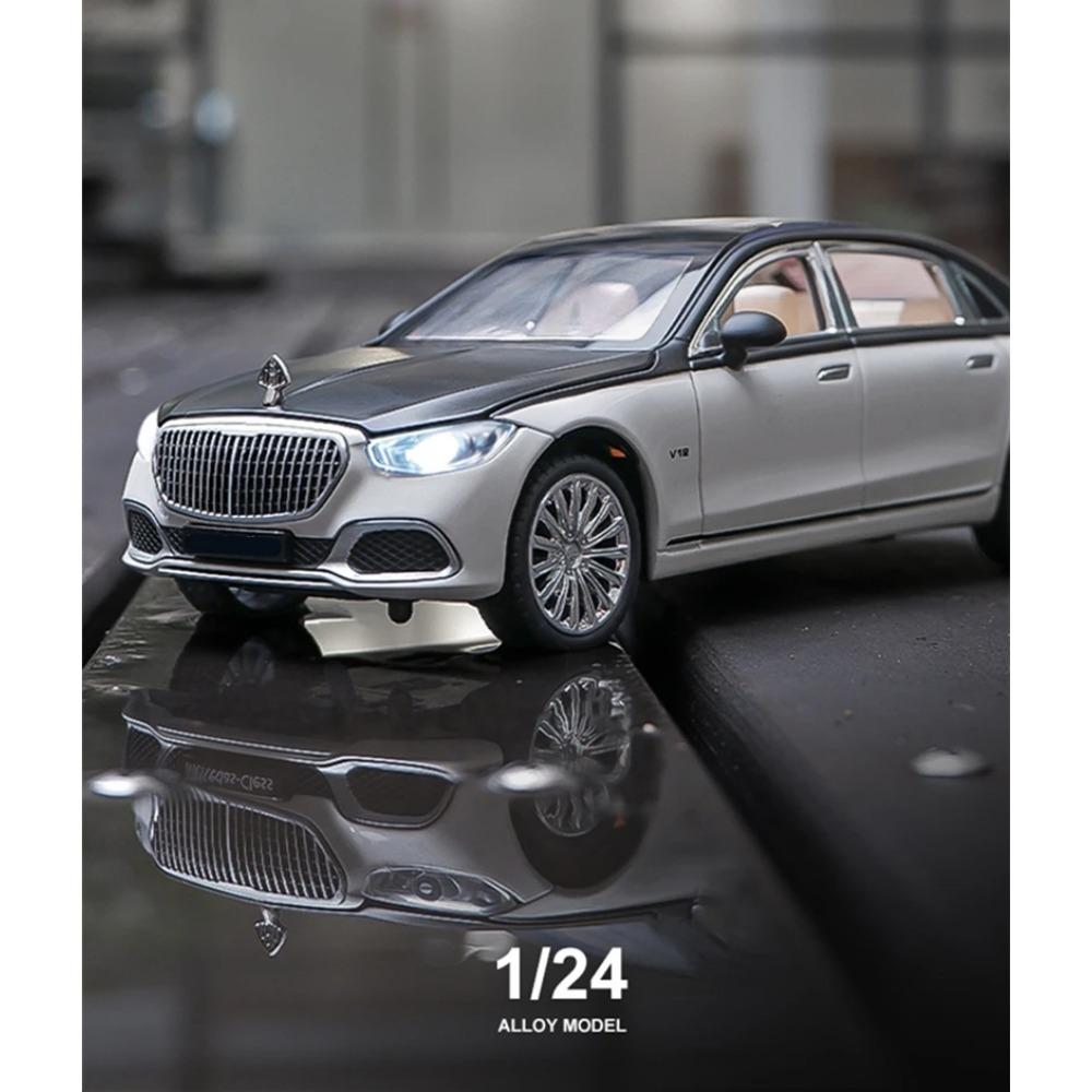 1/24 Maybach S680 Alloy Diecasts Toy Vehicles Metal Car Model Sound and Light Shock Absorbers Collection Boy for Childrens Gifts