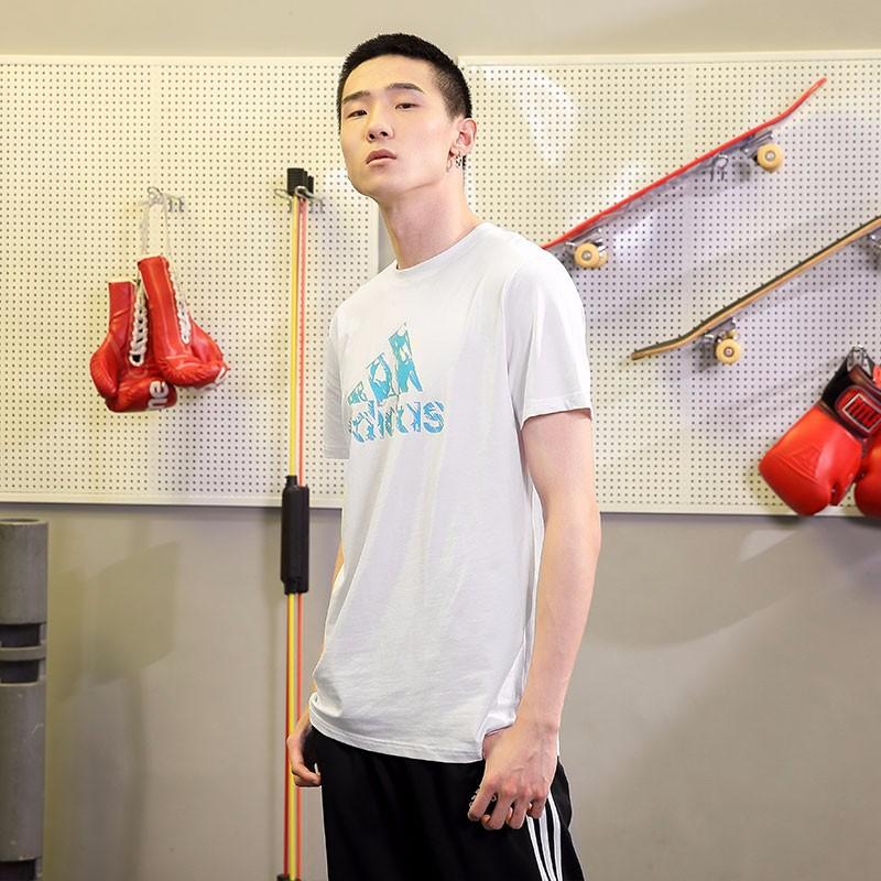 Adidas Футболка с логотипом и буквенным принтом, дышащая, спортивная, повседневная, с коротким рукавом, мужская, белая ADITSG2SMU-WBU-1