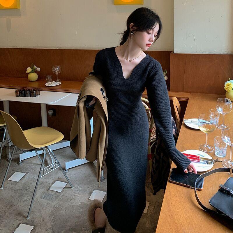 Осень и зима новая женская одежда мода высококлассный дизайн темперамент стройнящее ретро омолаживающее черное платье