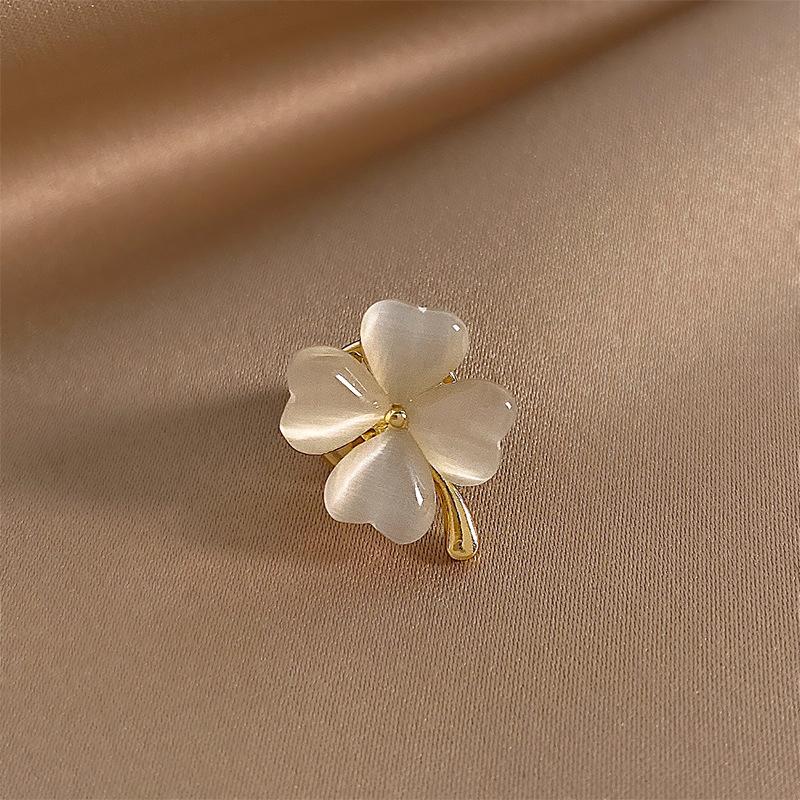Fashion Brooch Set Flower Bow Brooches for Women Metal Anti-glare Lapel Pin Fixed Clothes Pins Sweater Coat Clothing Accessories AVE