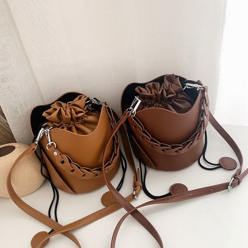 Fashionable Handheld Bucket Bag For Women, Solid Versatile Shoulder Bag, Small And Casual Crossbody Purse