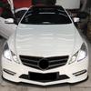 Для Mercedes Benz E-Class W207 C207 Coupe 2009-2012 Передний сплиттер-губа бампера Спойлер Матовый Глянцевый Черный Под карбон