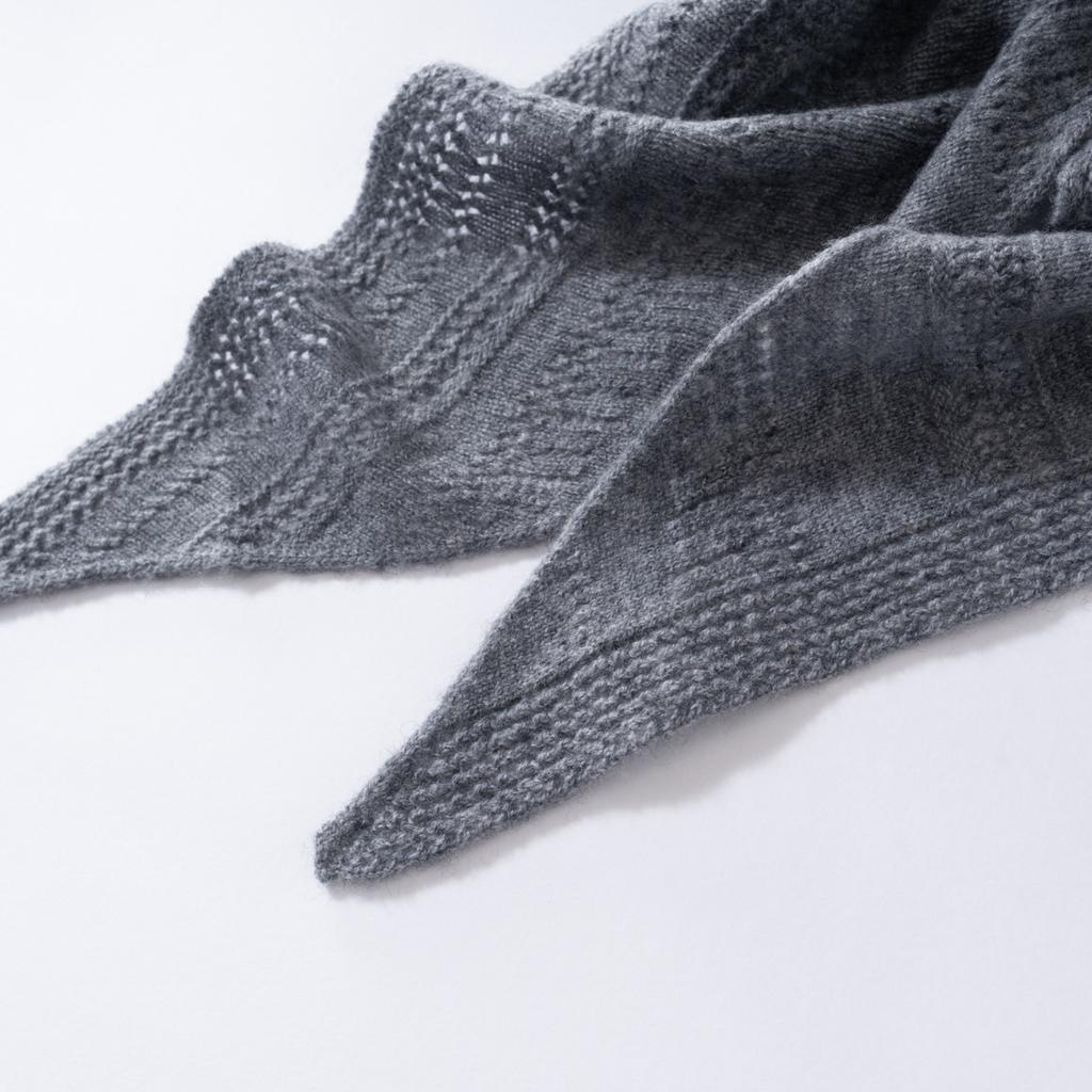 Women's 100% Cashmere Hollow Triangle Shawl Solid Color Face Protection Scarf for Elegant Fashionable Winter Outdoor Banquet