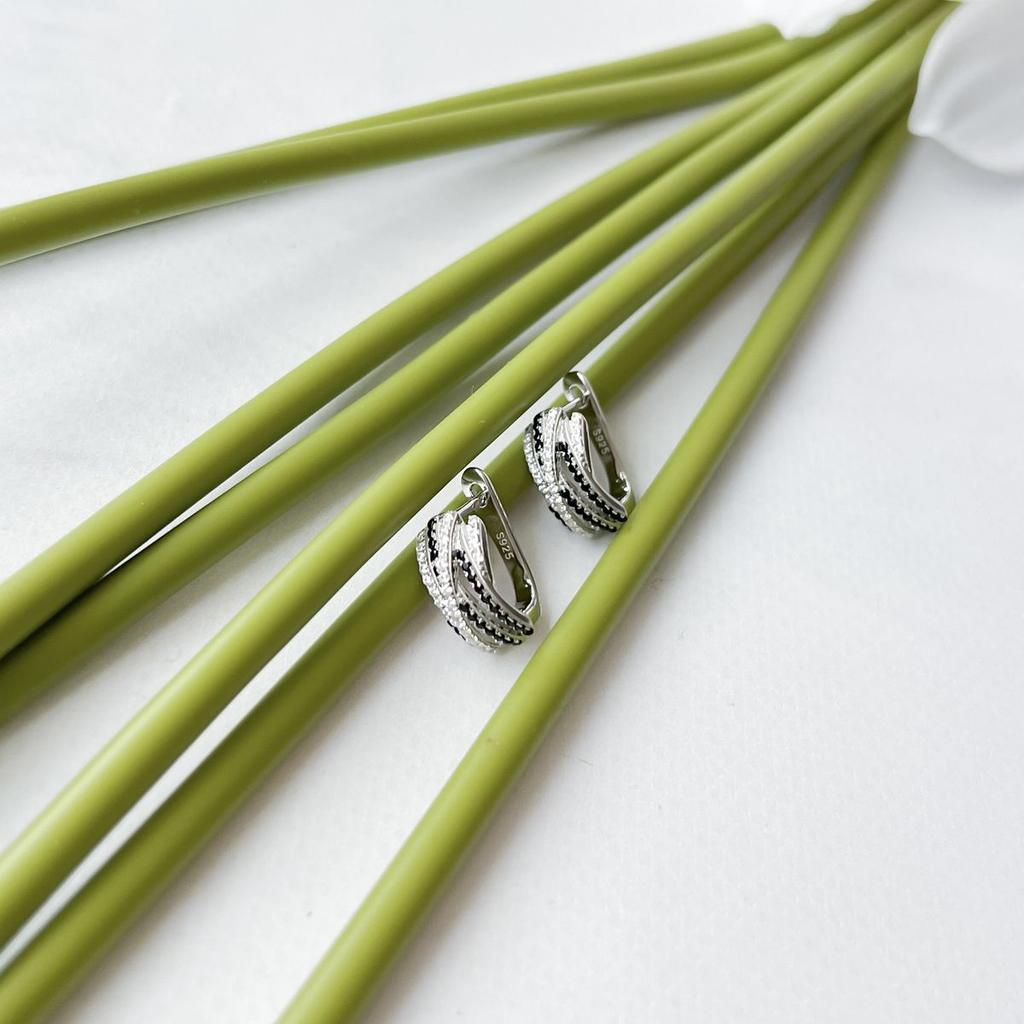 Серебряные серьги с фианитами (2152651)