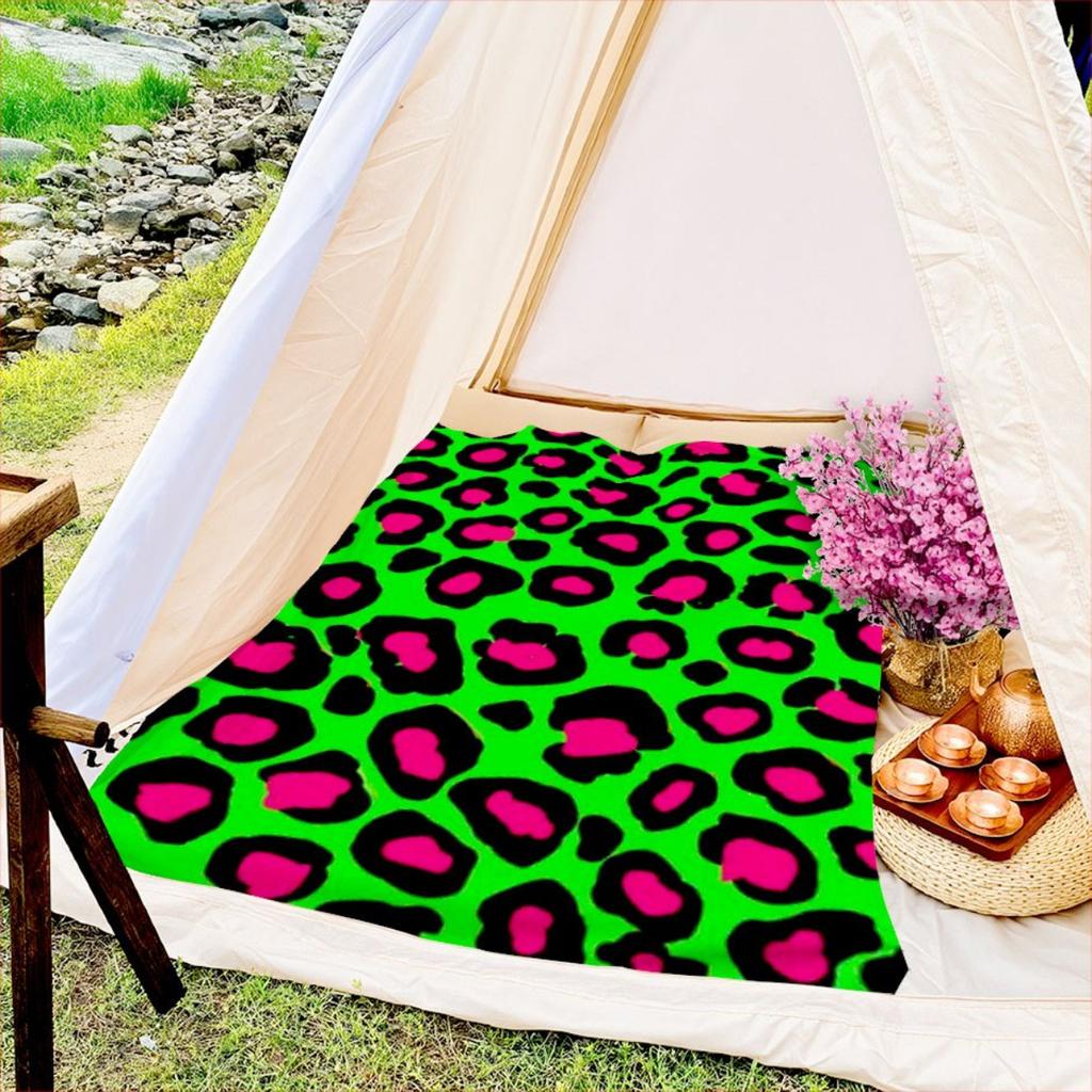 Golden Classic Retro Fashion Trend Elements Sexy Leopard Green Pattern Flannel Blanket  Bed Sofa Office Travel Gift