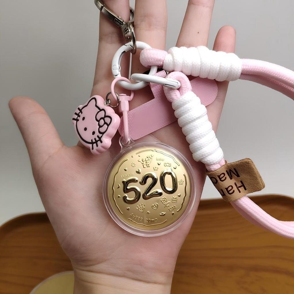 Розовый брелок Китти с золотым талисманом Удачи - Сувенир "Печенька Принцессы"
