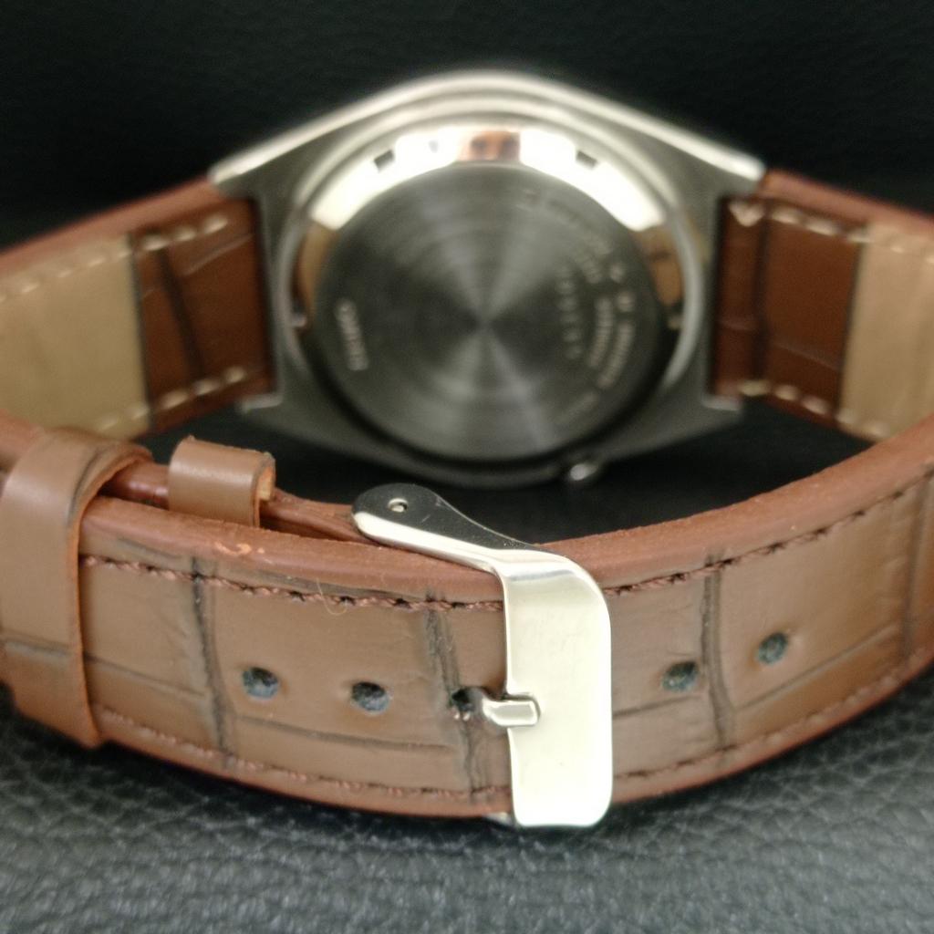 ВИНТАЖНЫЕ МУЖСКИЕ АВТОМАТИЧЕСКИЕ ЧАСЫ SEIKO 5 ЯПОНИЯ КРАСНЫЙ ЦВЕТ ЦИФЕРБЛАТ a709102-1