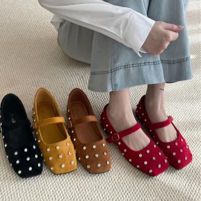 Весна и осень 2025 Новая модная универсальная обувь Мэри Джейн с французским темпераментом Женская замшевая обувь с маленьким квадратным носком на мягкой подошве с бабочкой